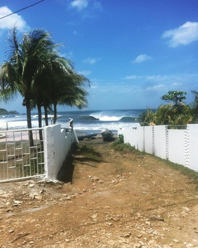 Bananoz Surfhouse Bed and Breakfast Transito Exterior foto
